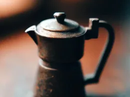 Mały ekspres do kawy: Perfekcyjne rozwiązanie dla miłośników aromatycznej kawy